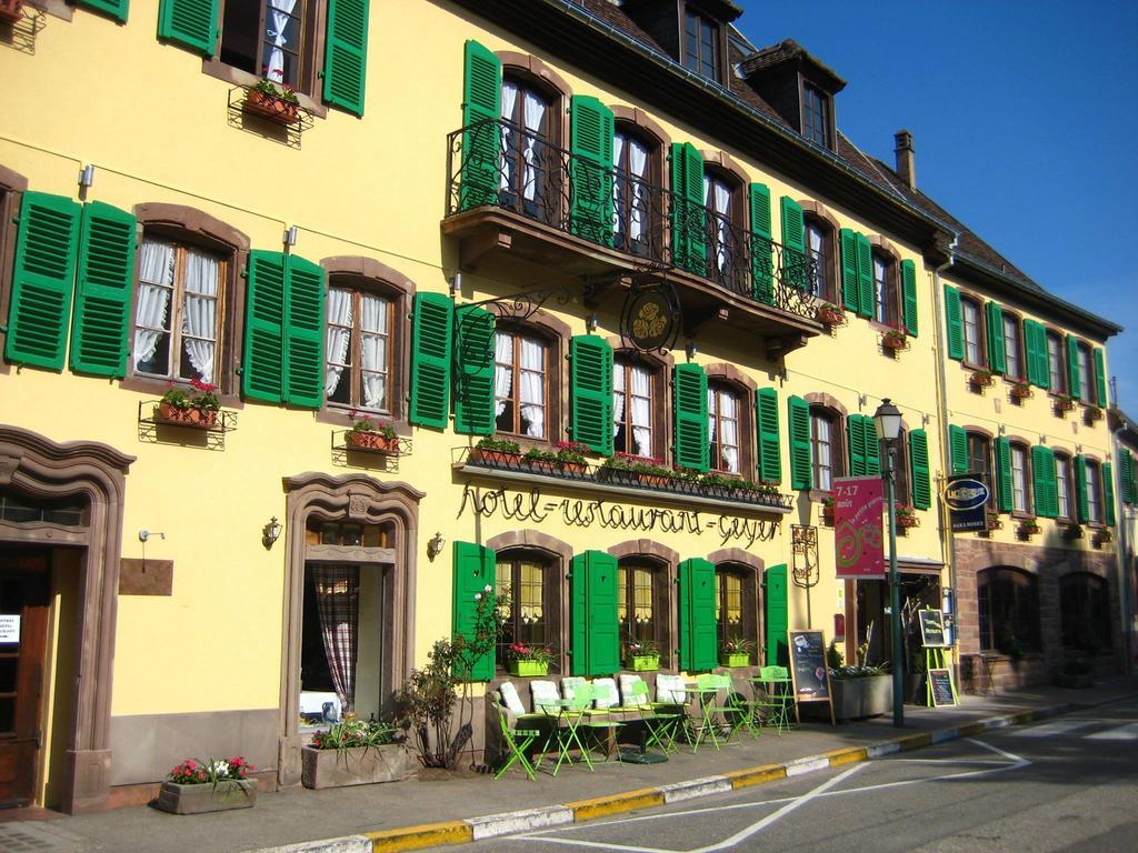Hotel Restaurant Aux Trois Roses La Petite-Pierre Exterior photo
